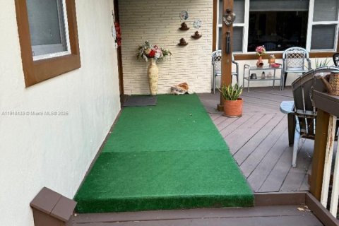 Купить виллу или дом в Холливуд, Флорида 2 спальни, 155.43м2, № 2018447 - фото 6