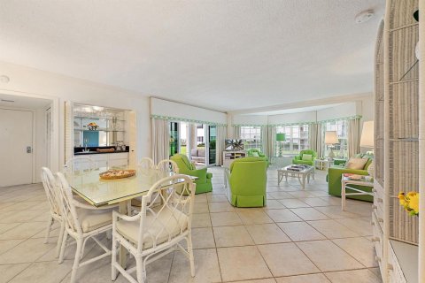Condo in Manalapan, Florida, 3 bedrooms  № 2158414 - photo 6