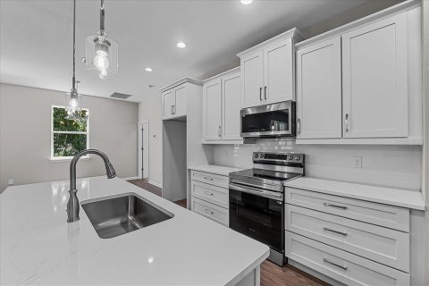 Casa en venta en Mulberry, Florida, 4 dormitorios, 171.78 m2 № 2200045 - foto 11