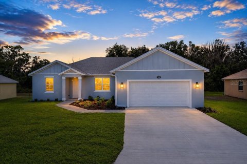 House in Mulberry, Florida 4 bedrooms, 171.78 sq.m. № 2200045