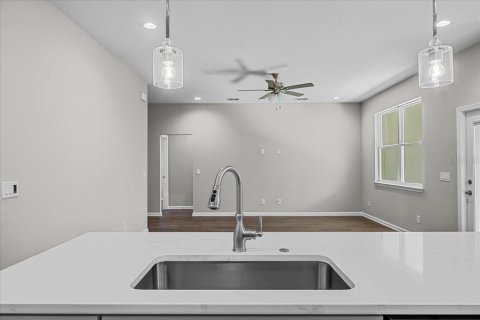 Casa en venta en Mulberry, Florida, 4 dormitorios, 171.78 m2 № 2200045 - foto 13