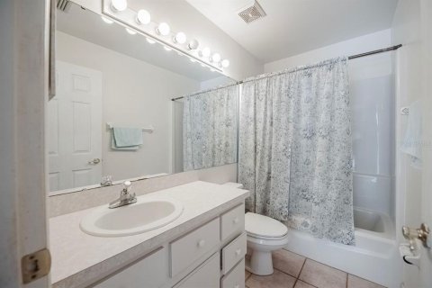 Touwnhouse à vendre à Winter Haven, Floride: 2 chambres, 119.01 m2 № 1834807 - photo 15