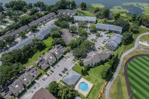 Touwnhouse à vendre à Winter Haven, Floride: 2 chambres, 119.01 m2 № 1834807 - photo 5