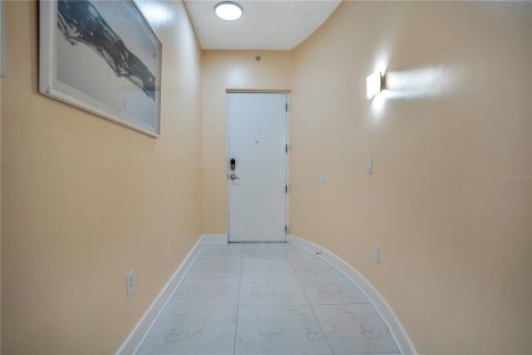 Copropriété à louer à Orlando, Floride: 3 chambres, 186.64 m2 № 2384249 - photo 6
