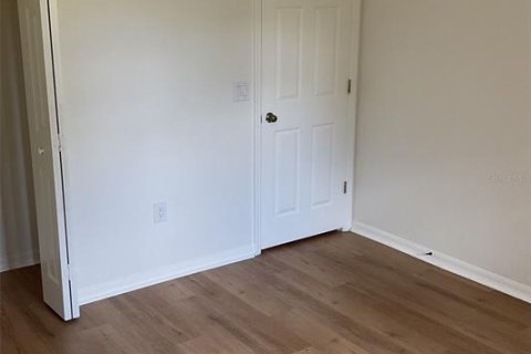 Villa ou maison à louer à Gainesville, Floride: 3 chambres, 162.95 m2 № 1783359 - photo 18