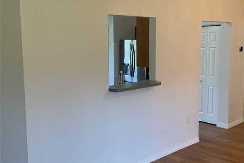 Снять в аренду виллу или дом в Гейнсвилл, Флорида 4 комнаты, 162.95м2, № 1783359 - фото 12