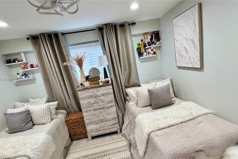 Condominio en venta en Pembroke Pines, Florida, 2 dormitorios, 110.83 m2 № 1981765 - foto 26