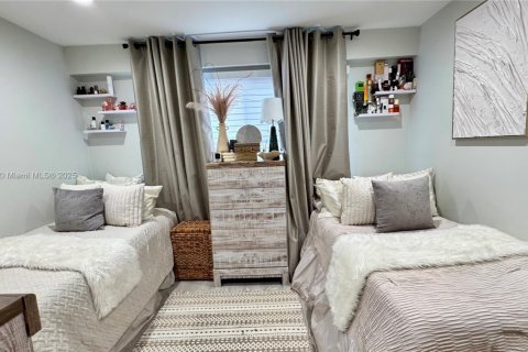 Condominio en venta en Pembroke Pines, Florida, 2 dormitorios, 110.83 m2 № 1981765 - foto 27