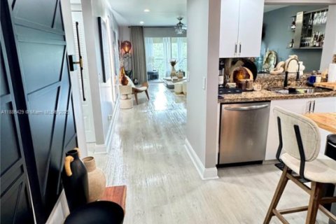 Condominio en venta en Pembroke Pines, Florida, 2 dormitorios, 110.83 m2 № 1981765 - foto 11