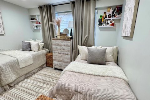 Condominio en venta en Pembroke Pines, Florida, 2 dormitorios, 110.83 m2 № 1981765 - foto 25