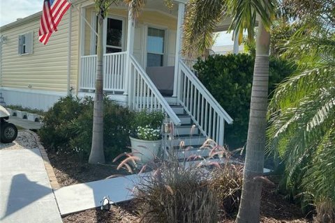House in Port Charlotte, Florida 1 bedroom, 59.46 sq.m. № 1849672 - photo 3