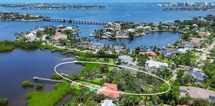 Casa en Sarasota, Florida 4 dormitorios, 384.99 m2 № 1908371