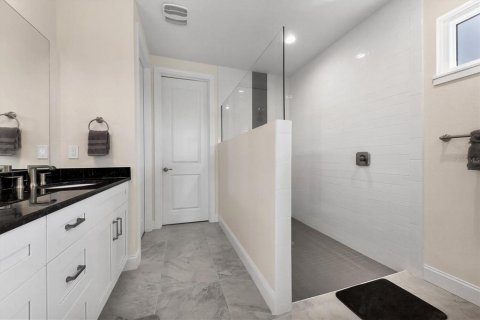 Villa ou maison à louer à Port Charlotte, Floride: 3 chambres, 176.51 m2 № 2166244 - photo 20