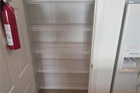 Immobilier commercial à vendre à Palm Coast, Floride: 6 chambres, 225.66 m2 № 2377780 - photo 8