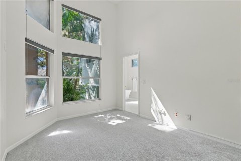 Villa ou maison à vendre à Saint Petersburg, Floride: 4 chambres, 291.34 m2 № 2438286 - photo 17