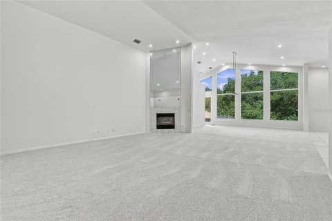 Villa ou maison à vendre à Saint Petersburg, Floride: 4 chambres, 291.34 m2 № 2438286 - photo 9