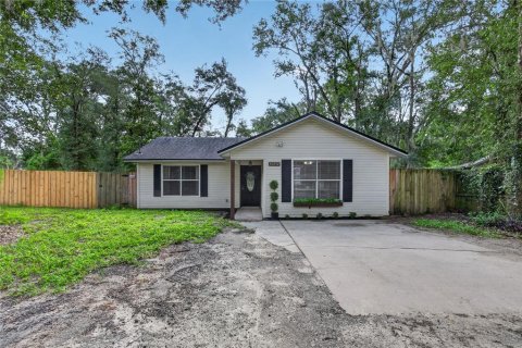 Villa ou maison à vendre à Mount Plymouth, Floride: 3 chambres, 101.82 m2 № 2279959 - photo 2