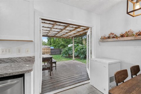 Villa ou maison à vendre à Mount Plymouth, Floride: 3 chambres, 101.82 m2 № 2279959 - photo 13