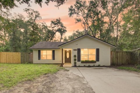 Villa ou maison à vendre à Mount Plymouth, Floride: 3 chambres, 101.82 m2 № 2279959 - photo 3