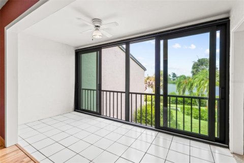 Copropriété à vendre à Sarasota, Floride: 3 chambres, 164.44 m2 № 2371197 - photo 11