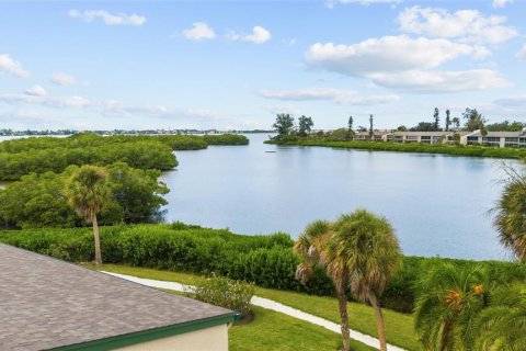 Copropriété à vendre à Sarasota, Floride: 3 chambres, 164.44 m2 № 2371197 - photo 29