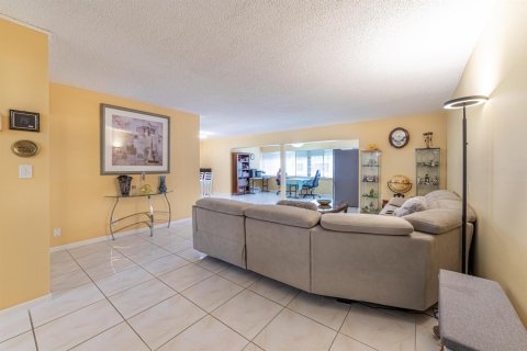 Copropriété à vendre à Boca Raton, Floride: 2 chambres, 139.35 m2 № 2250037 - photo 27