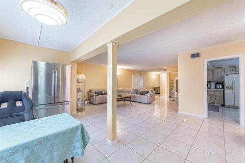 Copropriété à vendre à Boca Raton, Floride: 2 chambres, 139.35 m2 № 2250037 - photo 30