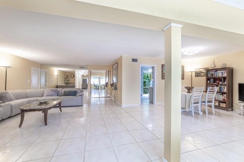 Copropriété à vendre à Boca Raton, Floride: 2 chambres, 139.35 m2 № 2250037 - photo 29