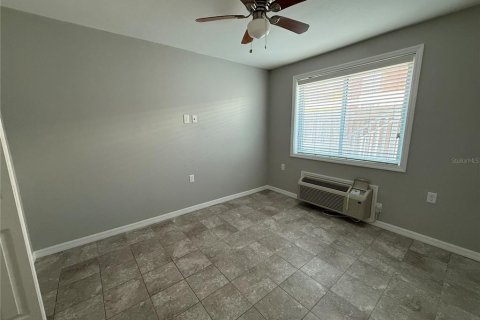 Appartement à louer à Madeira Beach, Floride: 2 chambres, 65.03 m2 № 1744431 - photo 7