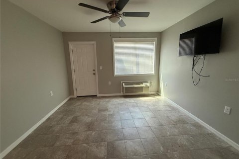 Appartement à louer à Madeira Beach, Floride: 2 chambres, 65.03 m2 № 1744431 - photo 6