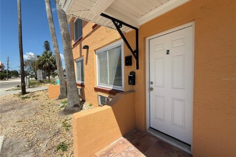 Appartement à louer à Madeira Beach, Floride: 2 chambres, 65.03 m2 № 1744431 - photo 4