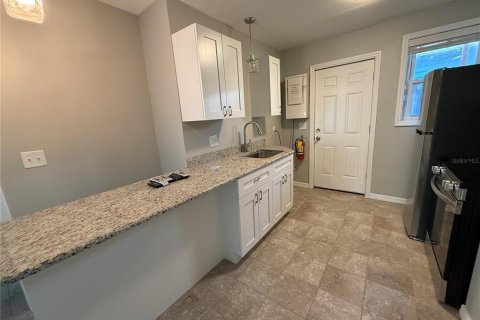 Appartement à louer à Madeira Beach, Floride: 2 chambres, 65.03 m2 № 1744431 - photo 9