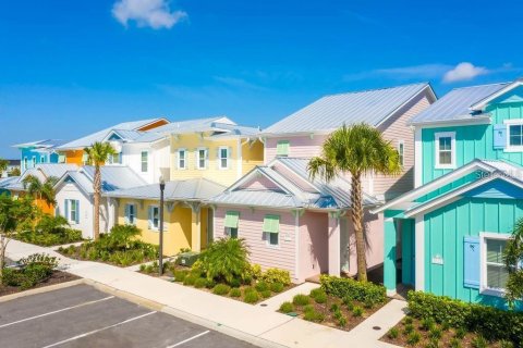 Casa en venta en Kissimmee, Florida, 3 dormitorios, 166.02 m2 № 2208000 - foto 2