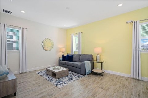 Casa en venta en Kissimmee, Florida, 3 dormitorios, 166.02 m2 № 2208000 - foto 19