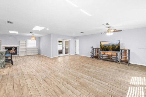 Villa ou maison à vendre à Spring Hill, Floride: 3 chambres, 161.84 m2 № 2438511 - photo 6