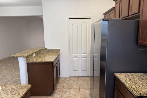 Adosado en alquiler en Orlando, Florida, 3 dormitorios, 166.67 m2 № 1743491 - foto 8