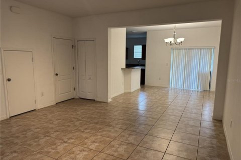 Adosado en alquiler en Orlando, Florida, 3 dormitorios, 166.67 m2 № 1743491 - foto 5