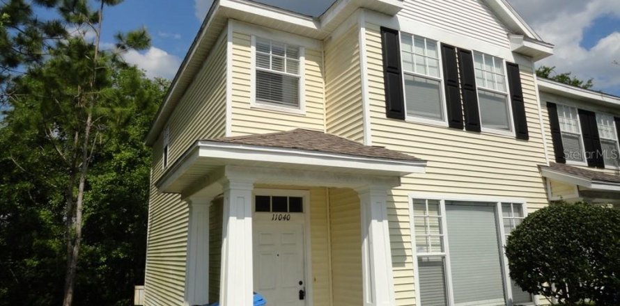 Townhouse in Seffner, Florida 2 bedrooms, 116.31 sq.m. № 2222188