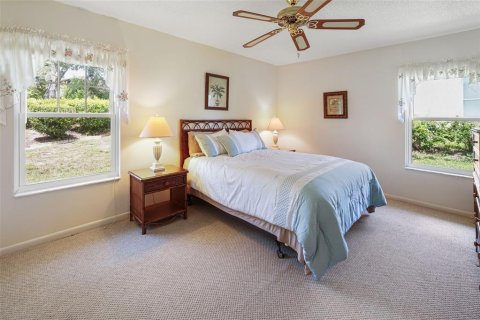 House in Weeki Wachee, Florida 2 bedrooms, 147.06 sq.m. № 1851245 - photo 23