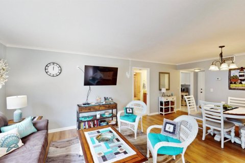 Condo in Palm Beach Gardens, Florida, 2 bedrooms  № 2188966 - photo 2