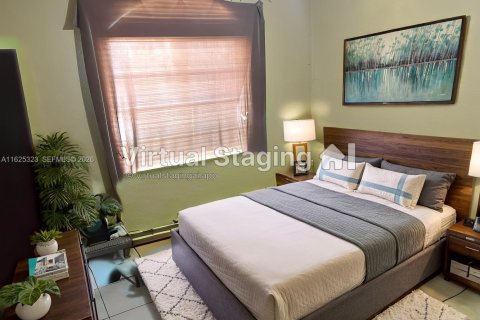 House in Miami, Florida 3 bedrooms, 142.98 sq.m. № 2079350 - photo 4