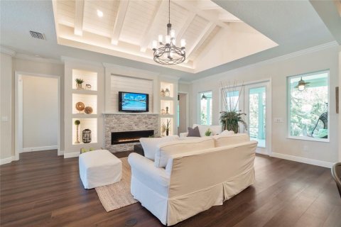 House in Lady Lake, Florida 4 bedrooms, 273.13 sq.m. № 1876552 - photo 12