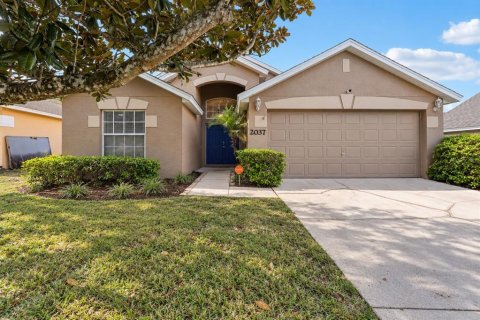 Casa en Apopka, Florida 3 dormitorios, 126.07 m2 № 2383683