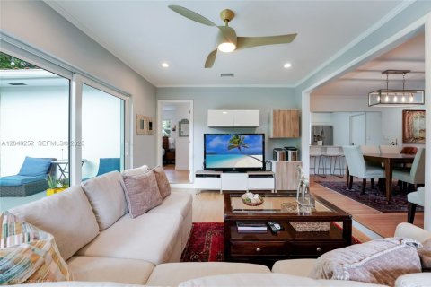 Casa en venta en Coral Gables, Florida, 3 dormitorios, 158.31 m2 № 2244753 - foto 20