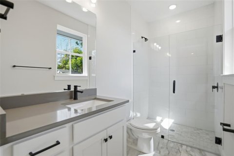 Townhouse in Saint Petersburg, Florida 3 bedrooms, 195.84 sq.m. № 2117464 - photo 7