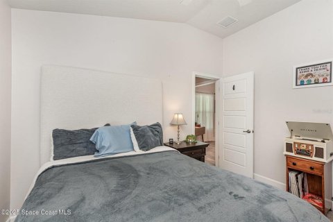 House in Cocoa, Florida 4 bedrooms, 169.83 sq.m. № 1829083 - photo 13