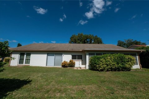 House in Hudson, Florida 2 bedrooms, 145.58 sq.m. № 1407184 - photo 14