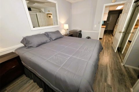 Condominio en venta en Lutz, Florida, 1 dormitorio, 42.36 m2 № 2238145 - foto 13