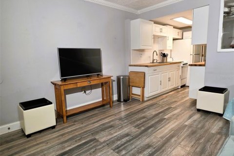Condominio en venta en Lutz, Florida, 1 dormitorio, 42.36 m2 № 2238145 - foto 7