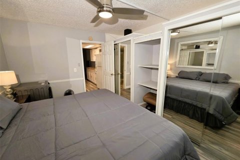 Condominio en venta en Lutz, Florida, 1 dormitorio, 42.36 m2 № 2238145 - foto 14